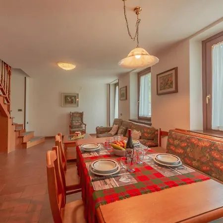 Pontal 6 - Relax E Vista Sulle Montagne - Cour 0143